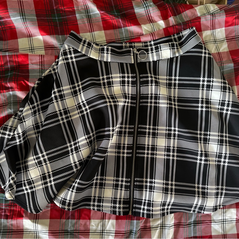 Plaid Black & White Plaid Skirt with Zipper